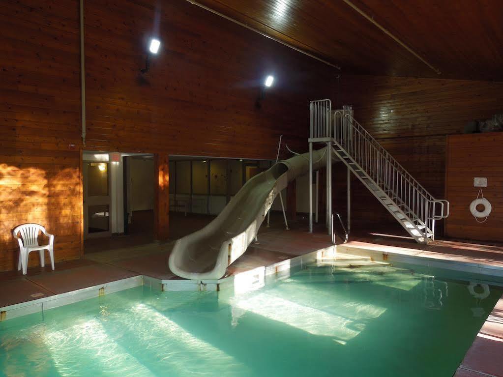 Baymont By Wyndham Essex Burlington Area 호텔 외부 사진