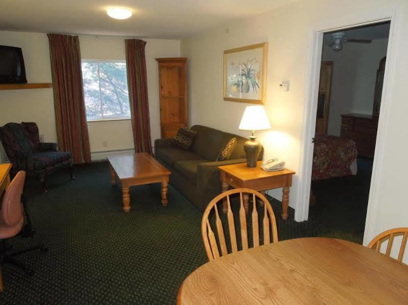 Baymont By Wyndham Essex Burlington Area 호텔 외부 사진