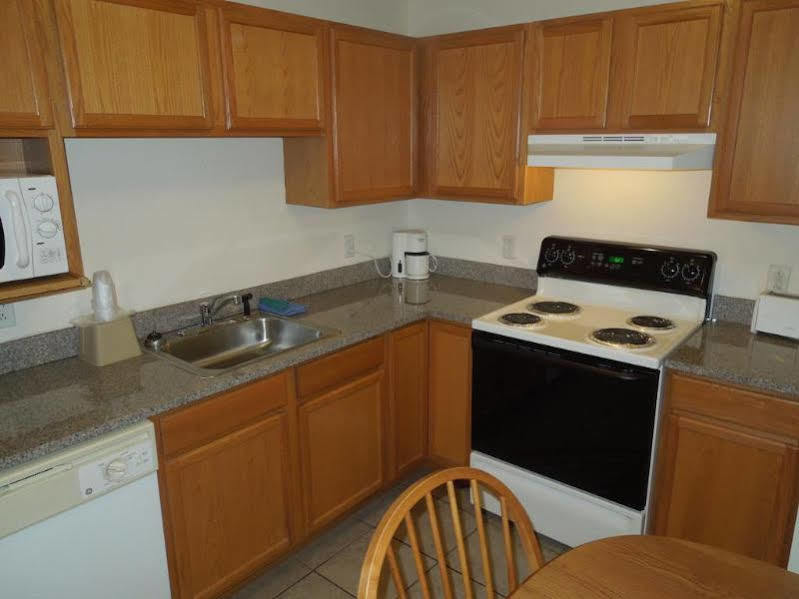 Baymont By Wyndham Essex Burlington Area 호텔 외부 사진